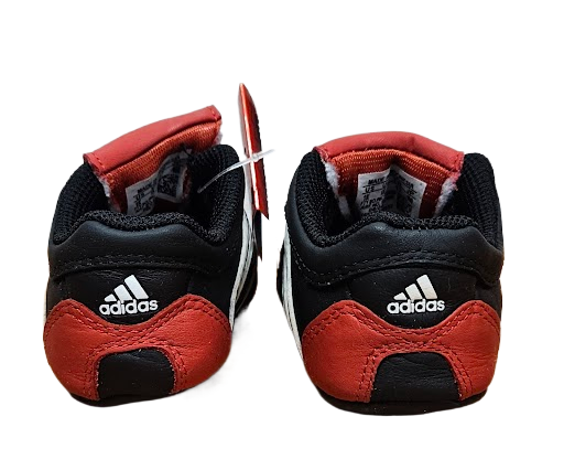adidas Training Entrainement Adi Fit Preditor Crib Box Black/White/Red 552468 DEFECTS